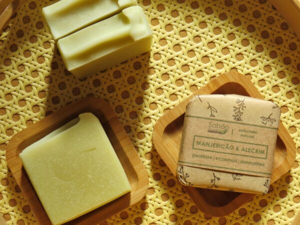 Sabonete Natural e Vegano Manjericão & Alecrim - 100g - Image 3